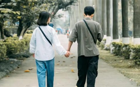 女子兼职假扮女友过年见家长  这是新的兼职方式吗