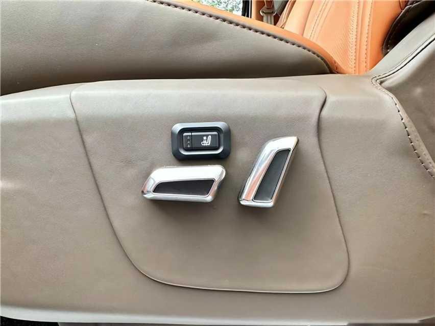 福特沃森威尔Youth黑武士,三十多万标配原厂空气悬。插图3