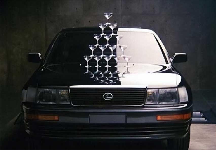 比雷克萨斯香槟塔还要厉害，蔚来ET9大秀底盘科技