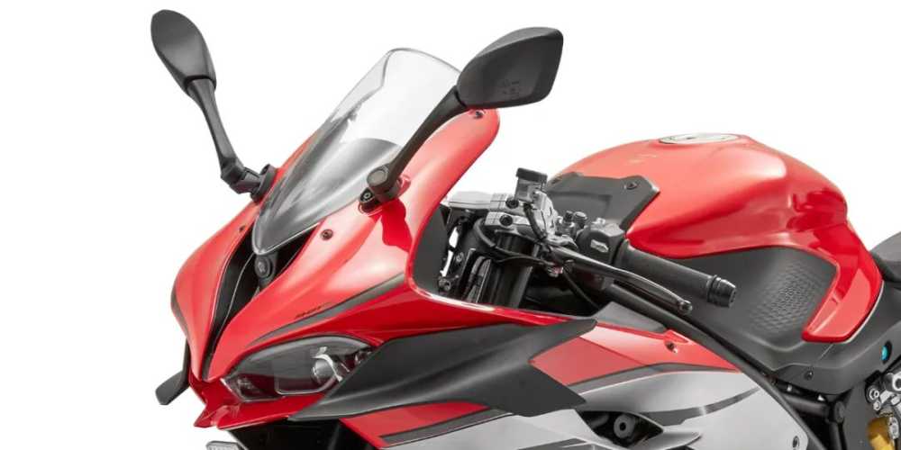 国产四缸跑车新王！赛921解析