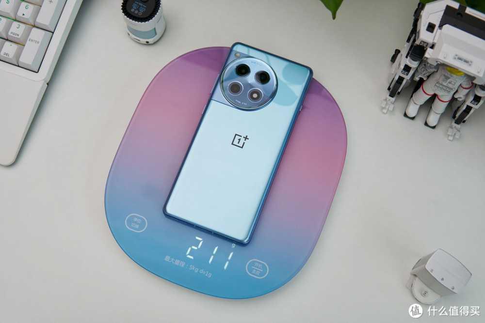 1.5K东方屏、5500mAh大电池...还有什么？一加Ace 3全测评供你参考