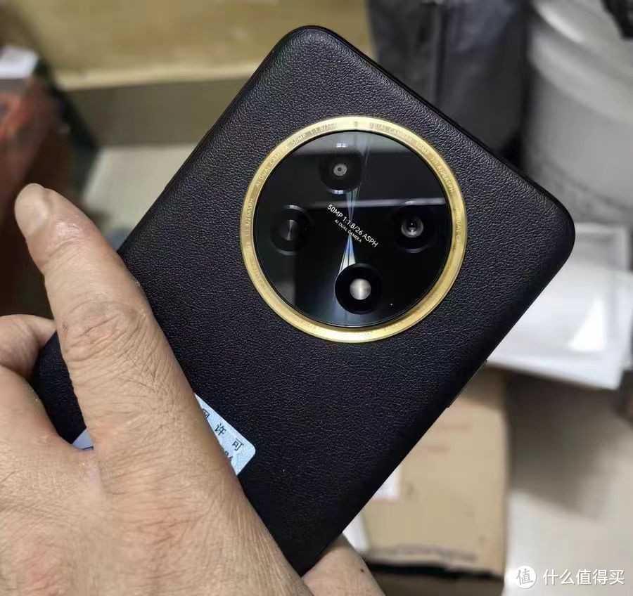 华为：7000mAh+6.95英寸大屏，仅1499元