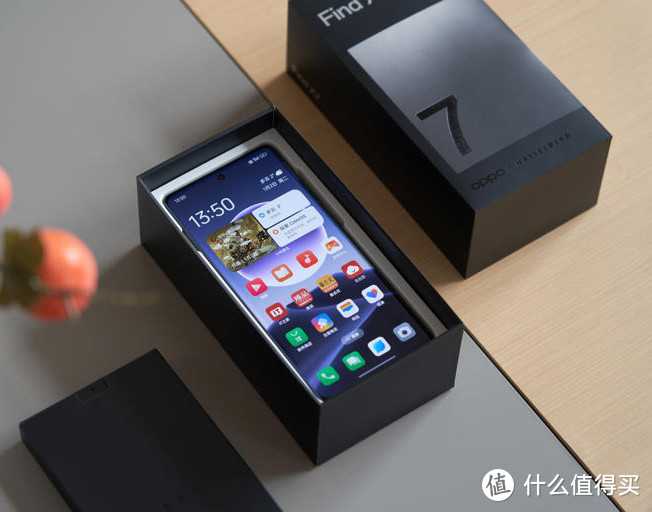 手机数码 篇二十：重新定义标准版？OPPO Find X7 评测：人像拍摄、AI 能力独一份