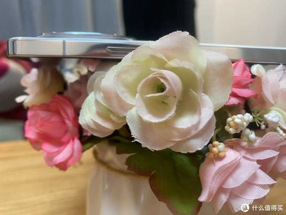 手机专栏 篇五十一:细说iQOO 12,拿到真机的第一天,质感简直不要太好啊插图3 细说iQOO 12,拿到真机的第一天,质感简直不要太好啊