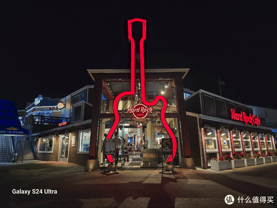 三星GalaxyS24UItra评测，更“直”也更强了，小贵但配得上机皇