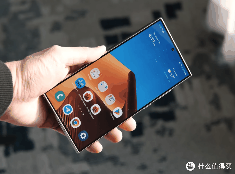 三星GalaxyS24UItra评测，更“直”也更强了，小贵但配得上机皇