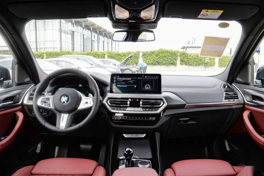 内卷真严重,这几款豪华中型SUV动辄优惠10万起,够不够诱人?插图4 内卷真严重,这几款豪华中型SUV动辄优惠10万起,够不够诱人?