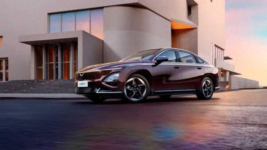 星光首月销量18294台，五菱宝骏将推4款新车