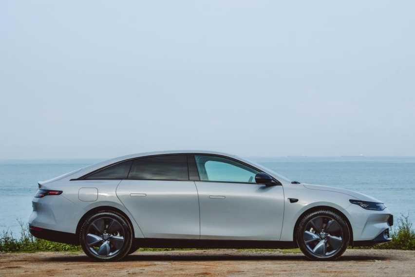 中大型纯电轿车大PK,银河E8能否挑战零跑C01?插图3 中大型纯电轿车大PK,银河E8能否挑战零跑C01?