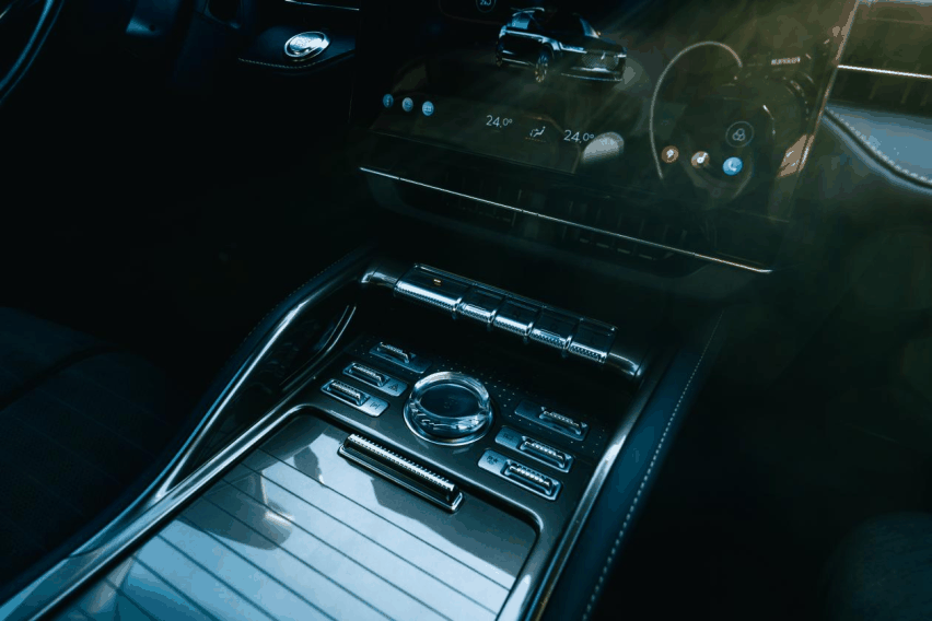 三种配置如何选?全新一代林肯航海家混动版购买指南插图4 三种配置如何选?全新一代林肯航海家混动版购买指南