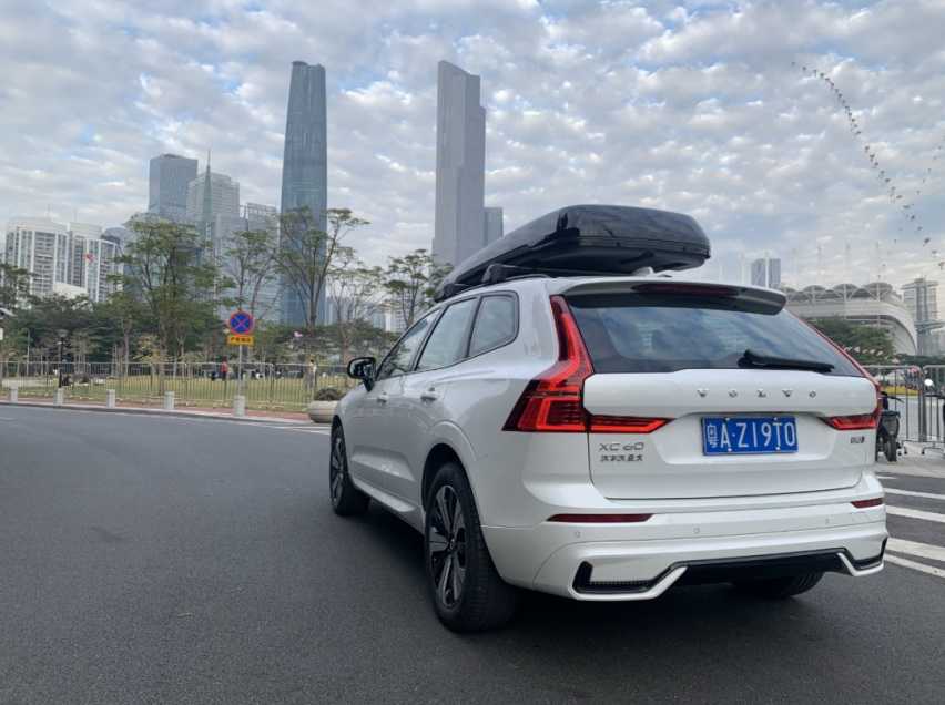 太卷了，沃尔沃XC60优惠后29.29万元起，还有置换补贴！