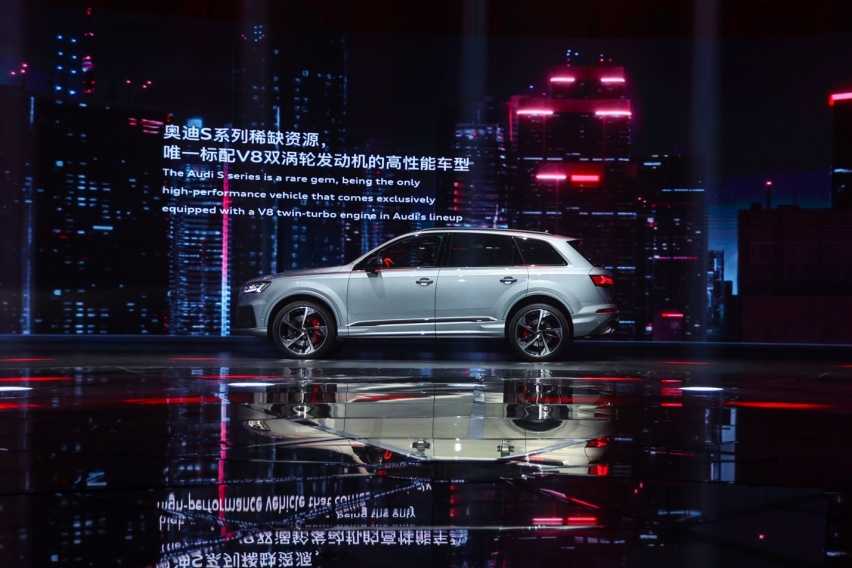 全新奥迪 SQ7暗夜骑士版正式上市，售价116.98万元