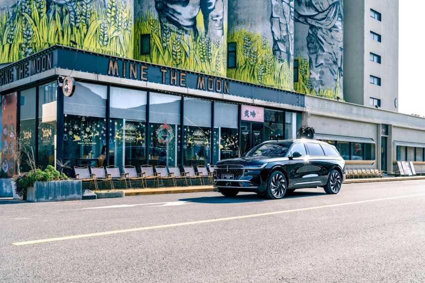 续写美式豪华SUV的新篇章，全新一代林肯航海家混动版