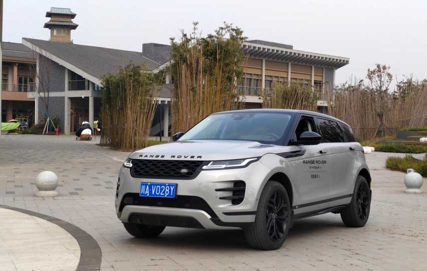 场地越野试驾路虎揽胜极光L,交叉轴滑轮组都无压力,出行好拍档插图 场地越野试驾路虎揽胜极光L,交叉轴滑轮组都无压力,出行好拍档