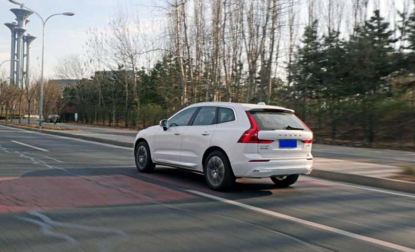低配不到30万，还能购置税减半，XC60为啥值得买？插图6
