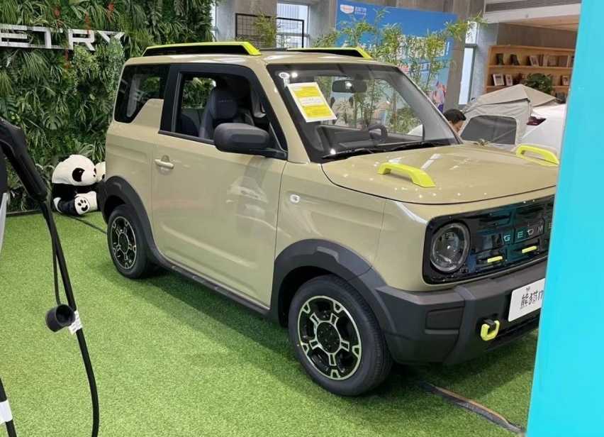 MINI版路虎卫士？吉利熊猫骑士实车到店，或6万，还看宝骏悦也？