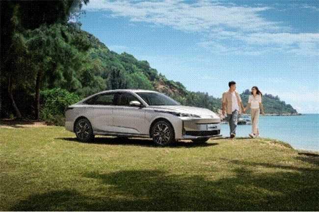 “押”注年轻消费者,长安启源A05对比五菱星光谁赢了?插图 “押”注年轻消费者,长安启源A05对比五菱星光谁赢了?