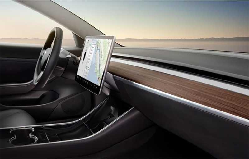 特斯拉新年首次降价：最高降价1.55万元，为何这么快就降价？