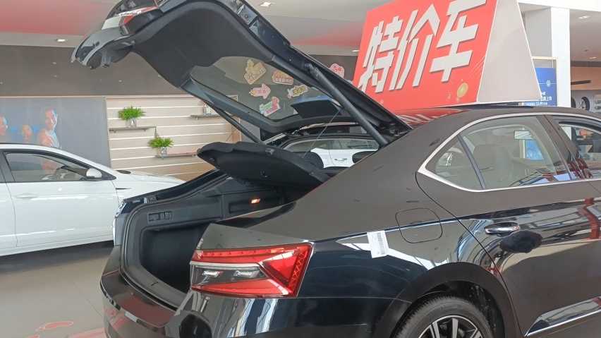 想买德系车10年不换车,它与大众帕萨特同平台新车仅售12万插图3 想买德系车10年不换车,它与大众帕萨特同平台新车仅售12万