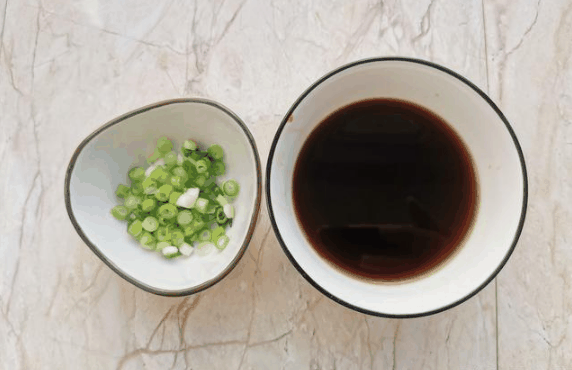 蚝油出现什么情况不能吃了?蚝油怎么看有没有坏