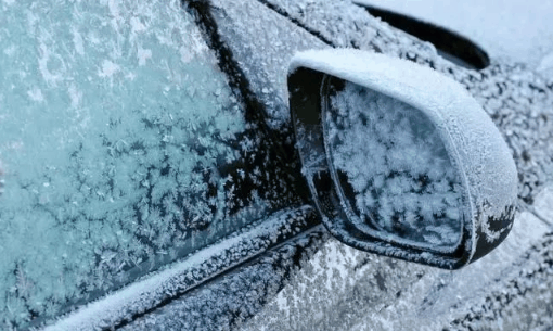 车窗结冰开AC还是暖风2