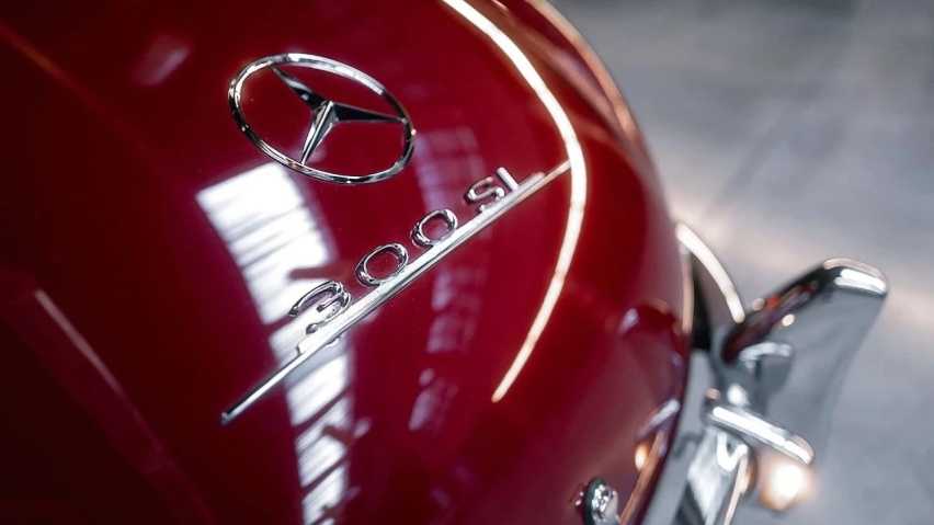 70年前的“鸥翼”传奇！梅赛德斯-奔驰300SL生日快乐插图26