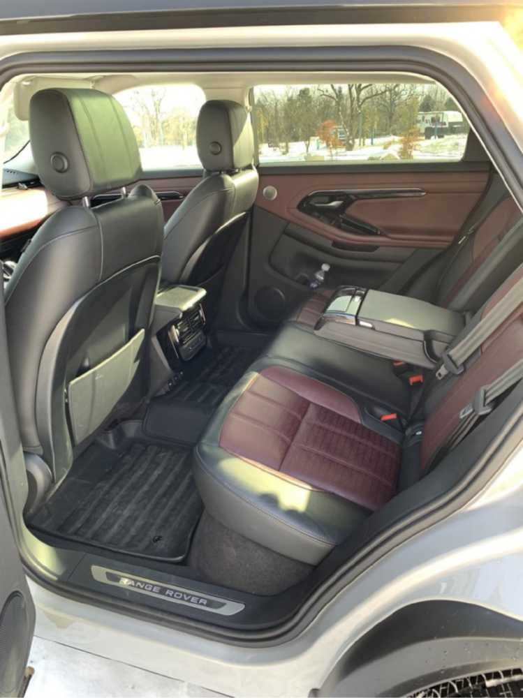 冬季出行，你需要的是一台全能选手 试驾2023款揽胜极光L