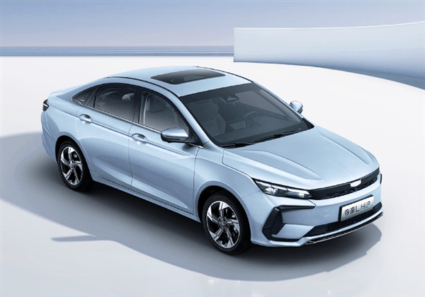 新能源车血战10万级!吉利帝豪L HiP龙腾版上市:入门版直降2万插图2 新能源车血战10万级!帝豪L HiP龙腾版上市:入门版直降2万