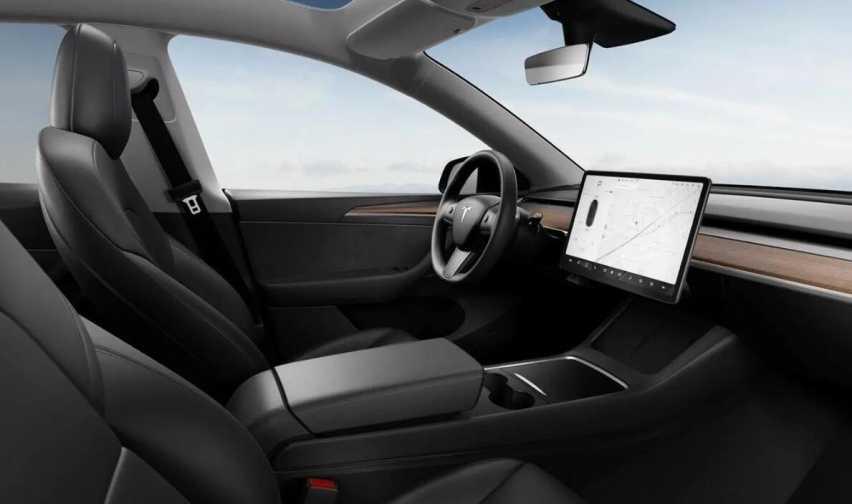 极星4与特斯拉Model Y掰手腕:“北欧风”到底比“毛坯房”香多了!插图3 极星4与特斯拉Model Y掰手腕:“北欧风”到底比“毛坯房”香多了!