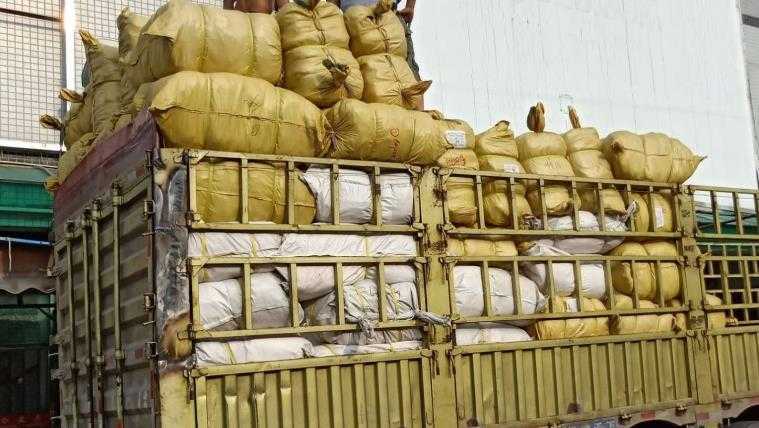 部分地区快递干线运输车受阻 你的快递或会延迟送达