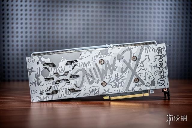 2024良心卡 索泰RTX 4070 SUPER X-GAMING OC欧泊白显卡评测插图2