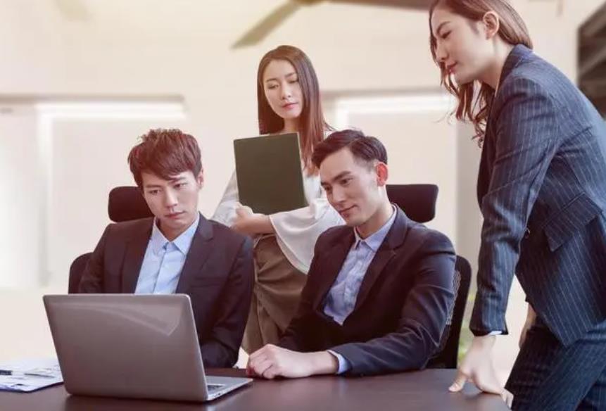 假期余额不足 下周还要连上6天班需了解清楚啦插图 上班