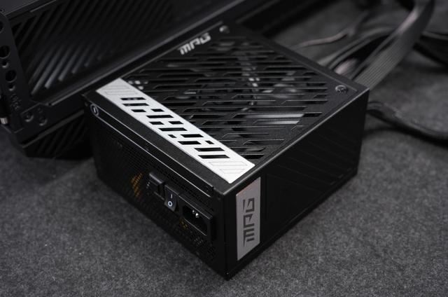AI游戏通杀的全能新卡! 影驰RTX4070 Ti SUPER星曜OC显卡详细测评插图47