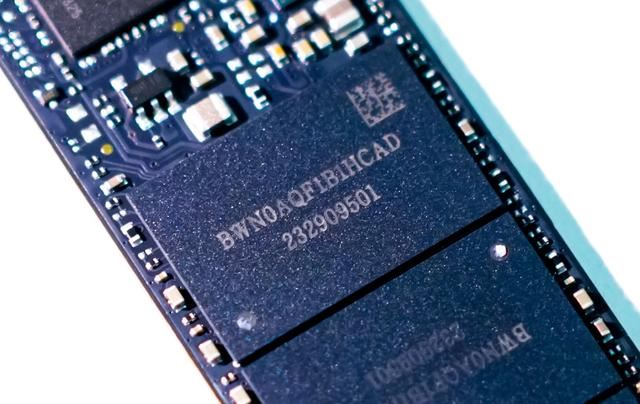 读取7200MB/s! 宏碁暗影骑士·擎N7000 2TB SSD全面测评插图7 读取7200MB/s! 宏碁暗影骑士·擎N7000 2TB SSD全面测评插图7