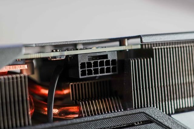 Super超能力加持!技嘉RTX4070Super魔鹰显卡拆解与一键超频图文教程插图7