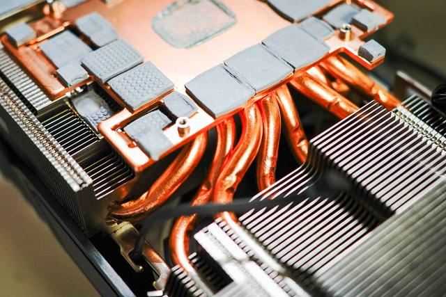 Super超能力加持!技嘉RTX4070Super魔鹰显卡拆解与一键超频图文教程插图14