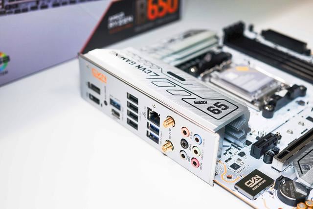 助力锐龙8000G系列APU!七彩虹B650通用核显优化教程插图4