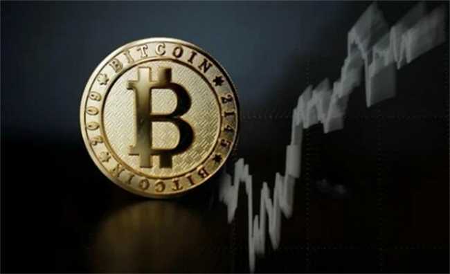 比特币一度突破5.2万美元 市值超万亿美元