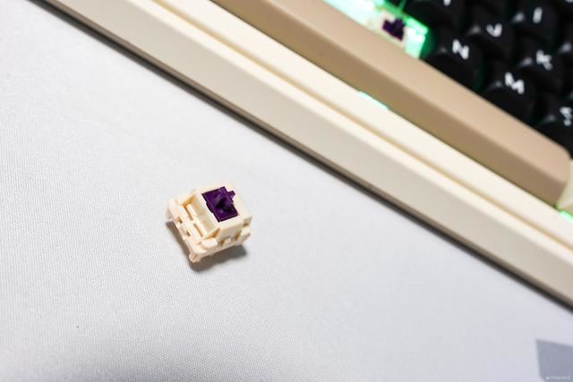 高性价比的复古匠心之作 珂芝K75 Lite三模机械键盘发布插图16 高性价比的复古匠心之作 珂芝K75 Lite三模机械键盘发布插图16