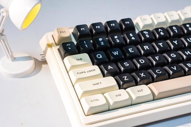 高性价比的复古匠心之作 珂芝K75 Lite三模机械键盘发布插图20 高性价比的复古匠心之作 珂芝K75 Lite三模机械键盘发布插图20