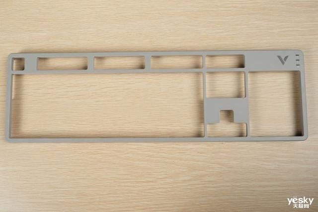 百元价位的全能王者! 雷柏V500PRO 2024版背光游戏机械键盘测评插图6