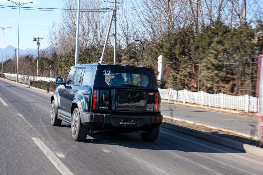 纯电四驱+方盒子真能越野？奇瑞iCAR 03试驾体验