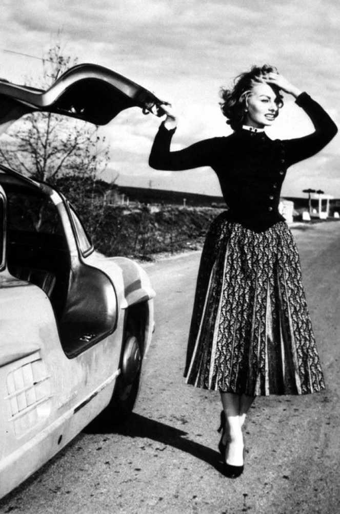 70年前的“鸥翼”传奇！梅赛德斯-奔驰300SL生日快乐插图38