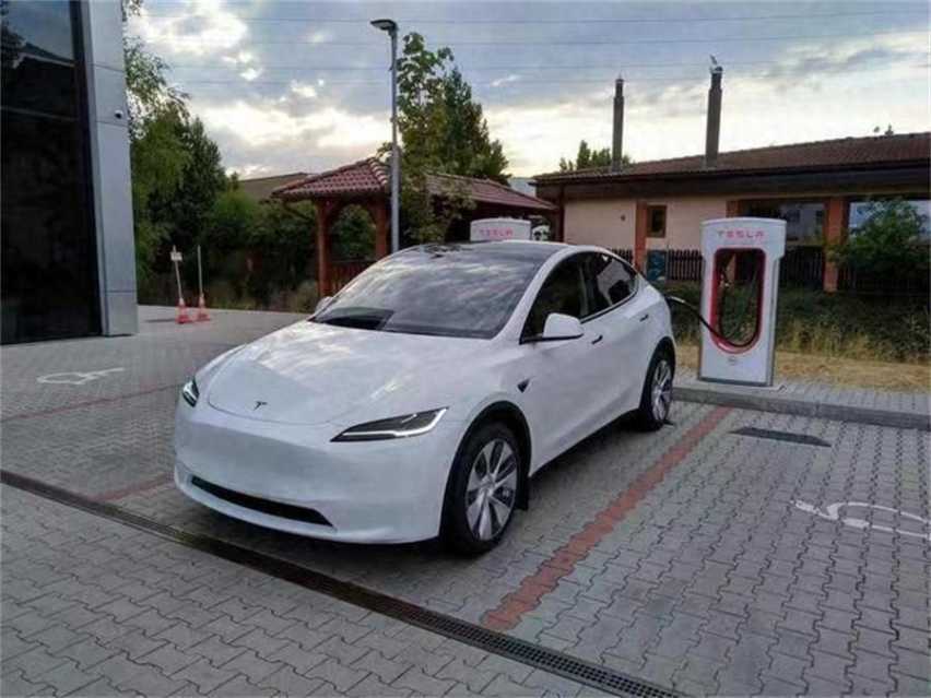 买特斯拉Model Y先等等！传闻新款2024年年中量产，外观内饰变化