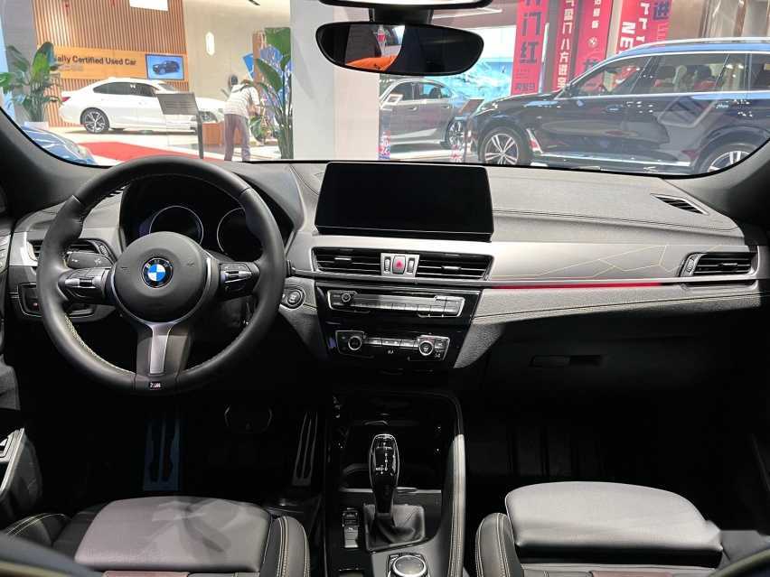 且买且珍惜 探店实拍宝马X2曜熠版 下一代是进口车