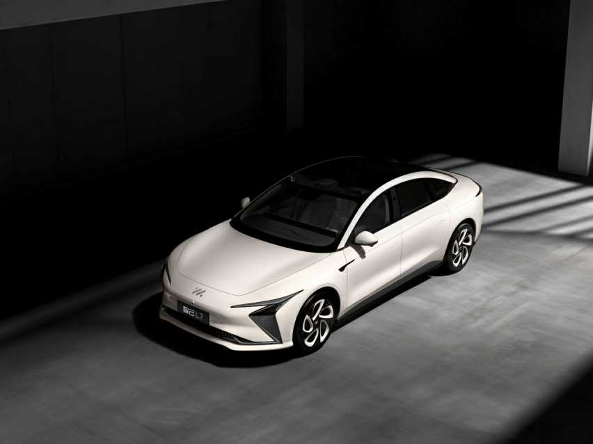 比老款便宜3.89万!智己L7新款上市,车长超5米1,续航708km插图 比老款便宜3.89万!智己L7新款上市,车长超5米1,续航708km