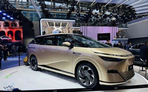 2023年最会赚钱的MPV，10万级的瑞风M3 PLUS HEV大出风