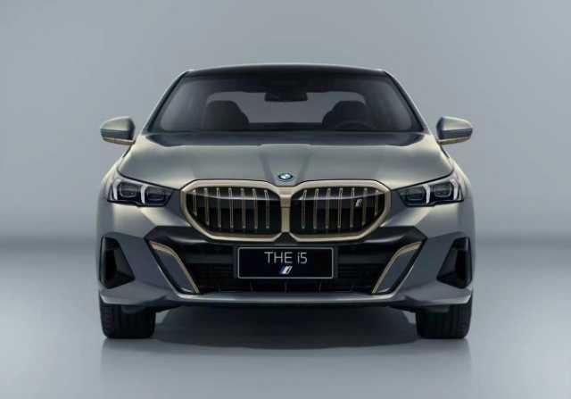 宝马五系迎来第八次升级，新款宝马i5升为电动车了？