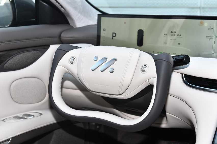 比老款便宜3.89万!智己L7新款上市,车长超5米1,续航708km插图6 比老款便宜3.89万!智己L7新款上市,车长超5米1,续航708km