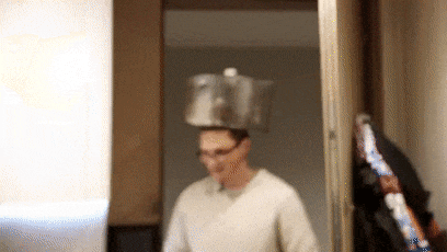 你敢吃尝尝吗！网红小哥训练老鼠当厨师：还做菜给朋友吃